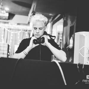 Meet your Posher, Tanner